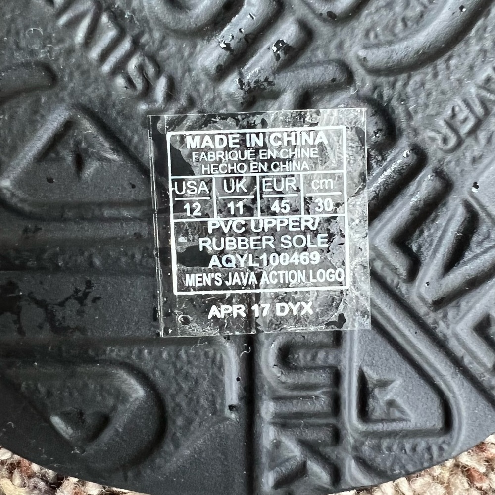 NWT Quicksilver mens Flip Flops. Size 12 - Picture 4 of 5